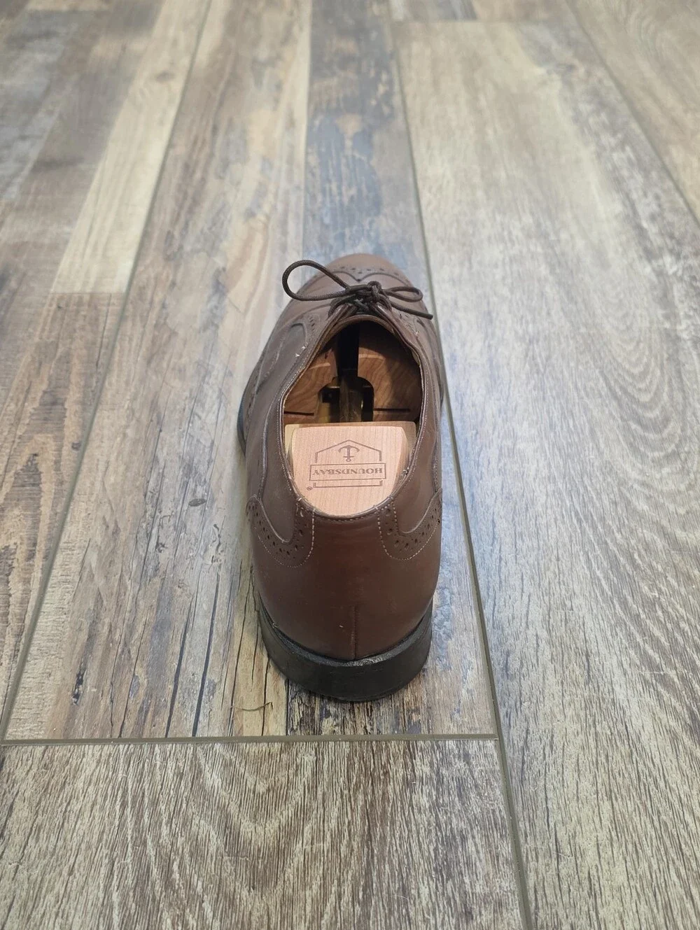 Johnston & Murphy - Aristocraft Made in USA Wingtip Oxfords - Men 9D - Brown